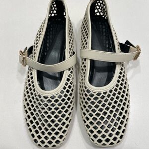 H&M New Cream Mesh Perforated Mary Jane Flats with Buckle Strap Size 36